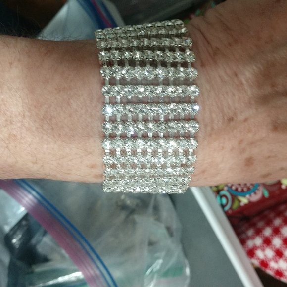 Rhinestone Bracelet - Picture 4 of 5